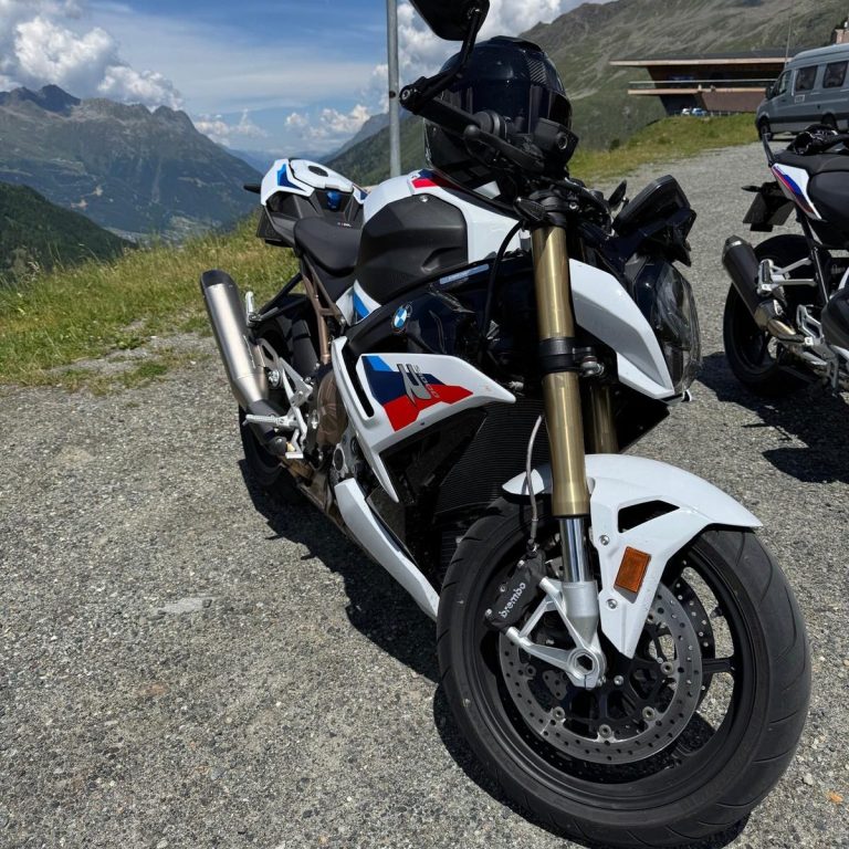 Instruktormotorrad BMW S 1000 R von 2025